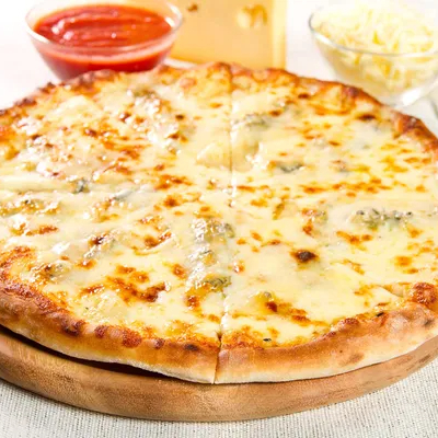 Dört Peynirli Pizza Büyük Boy
