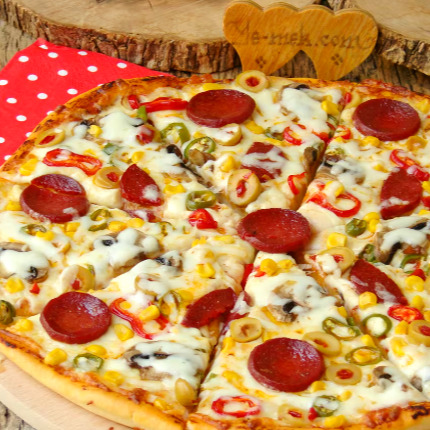 Pizza Karışık (1 Orta Boy)