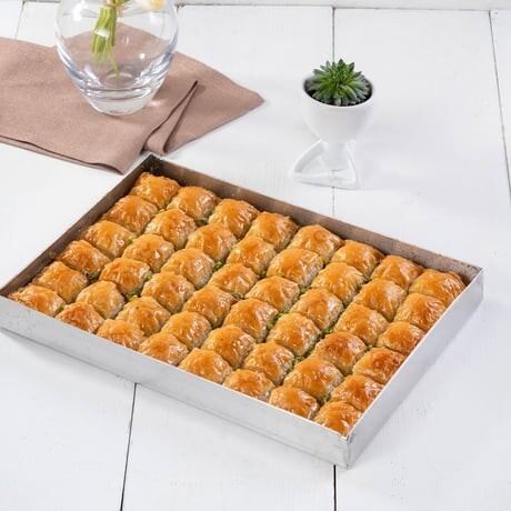 Tepsi Baklava Antep Fıstıklı (Orta Boy)