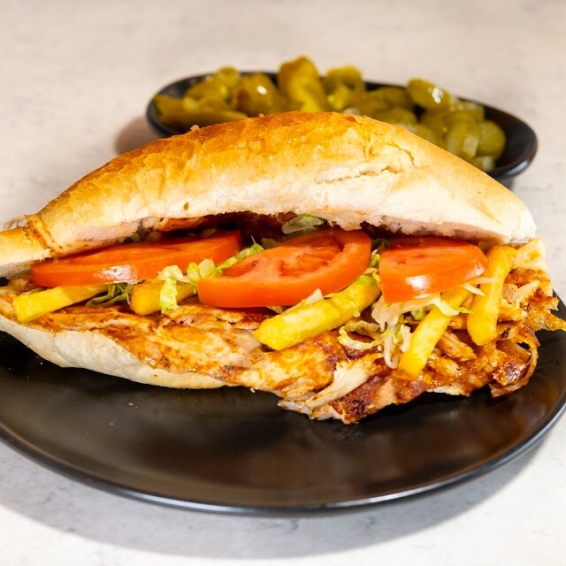Yarım Ekmek Arası Tavuk Döner