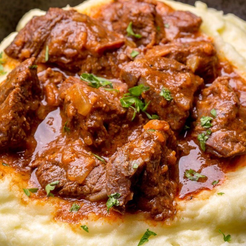 Patates Püreli Dana Rosto