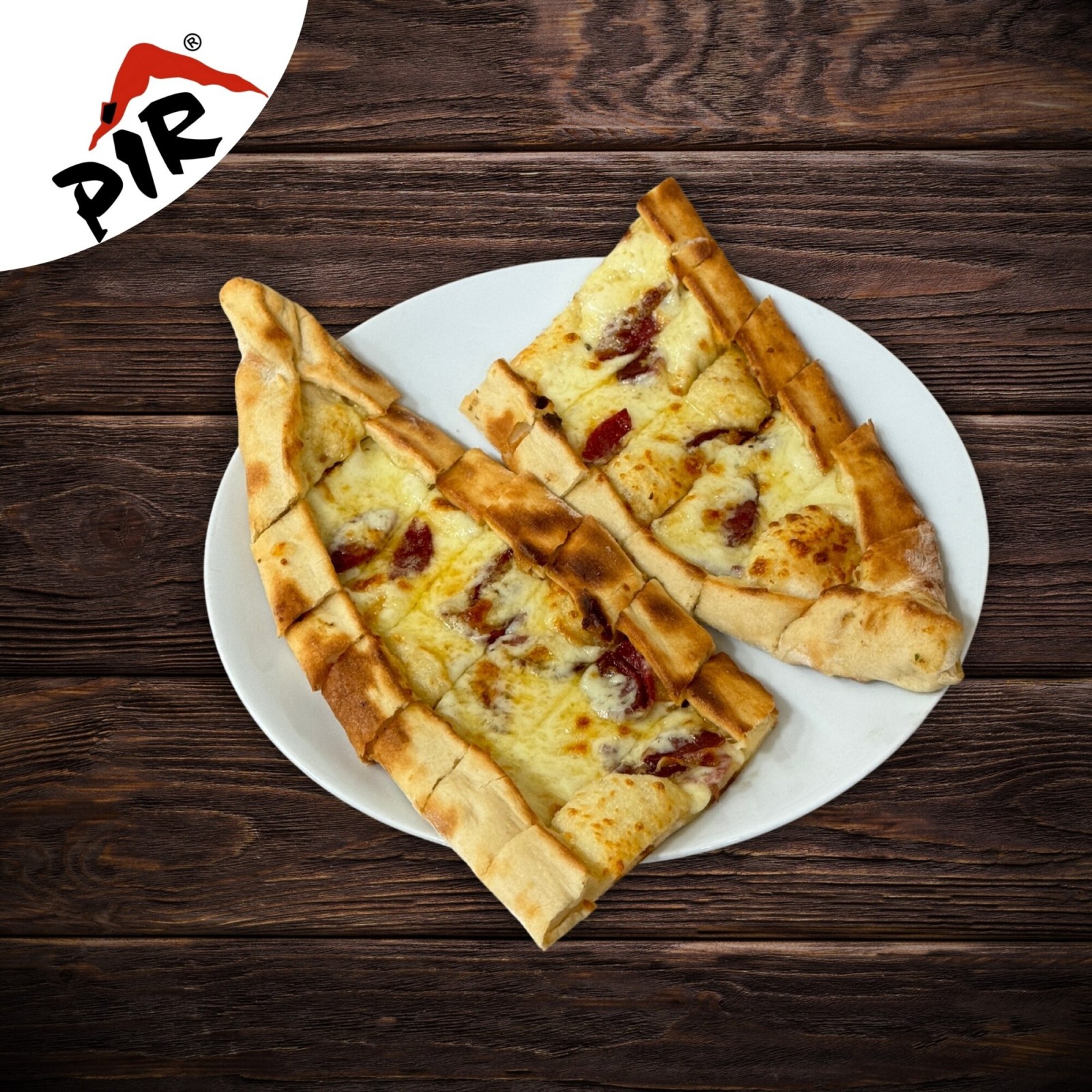 Kaşarlı Sucuklu Pide