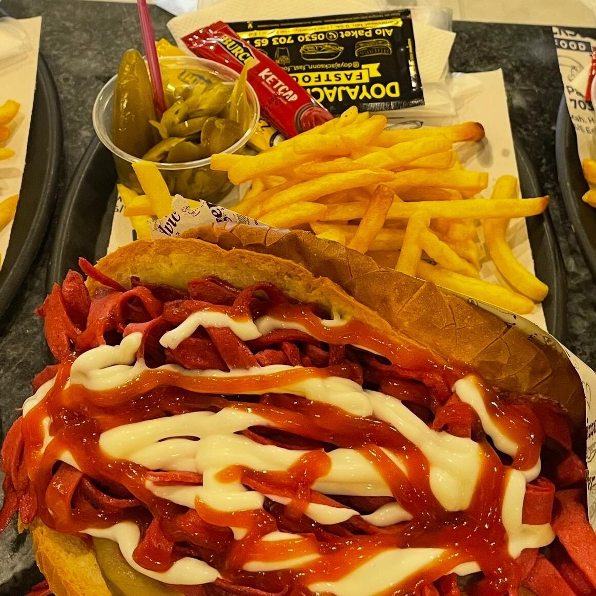 Ayvalık Tost Menü
