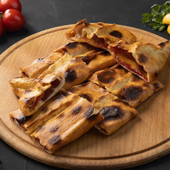 Kavurmalı Kaşarlı Pide
