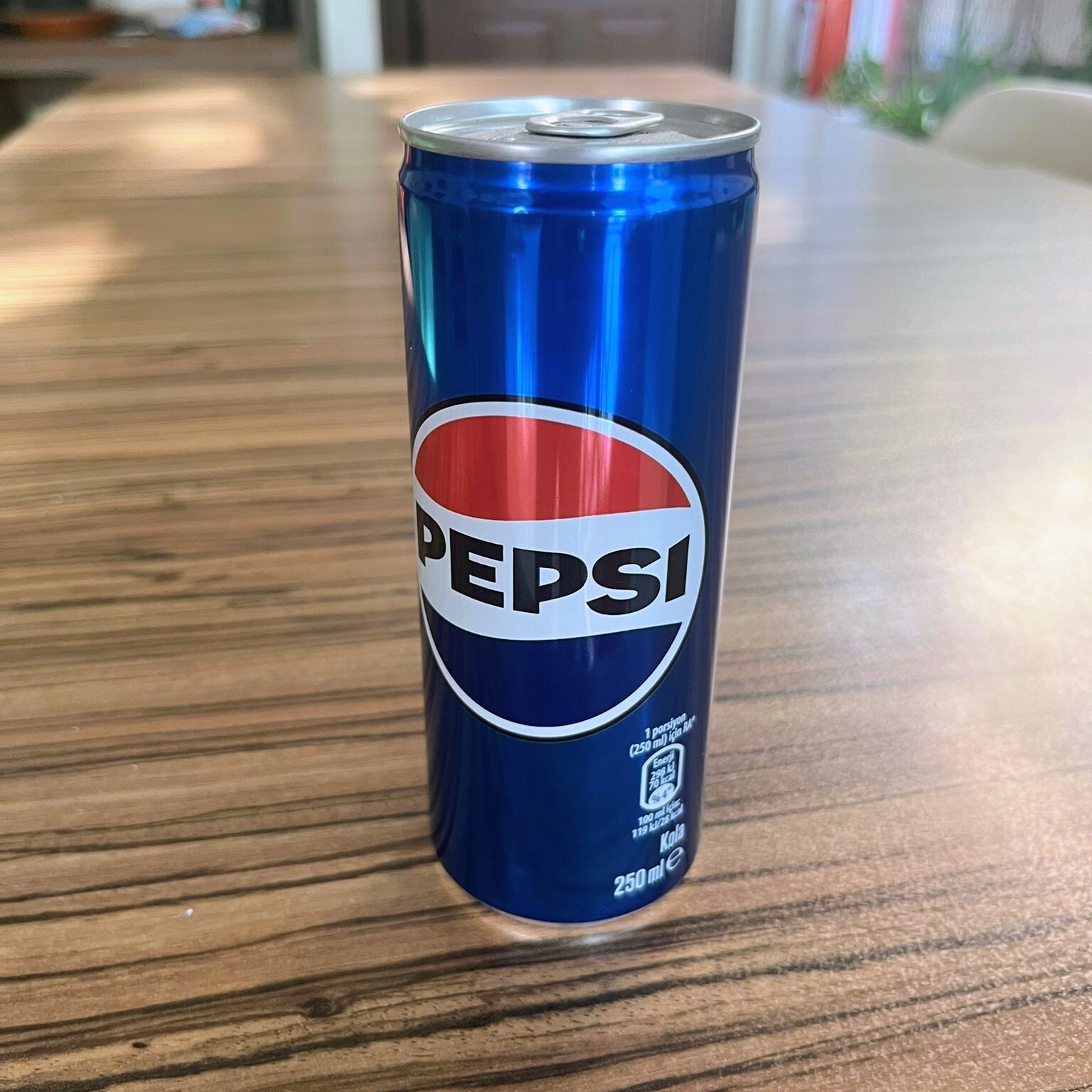 Kutu Pepsi (250 ml)