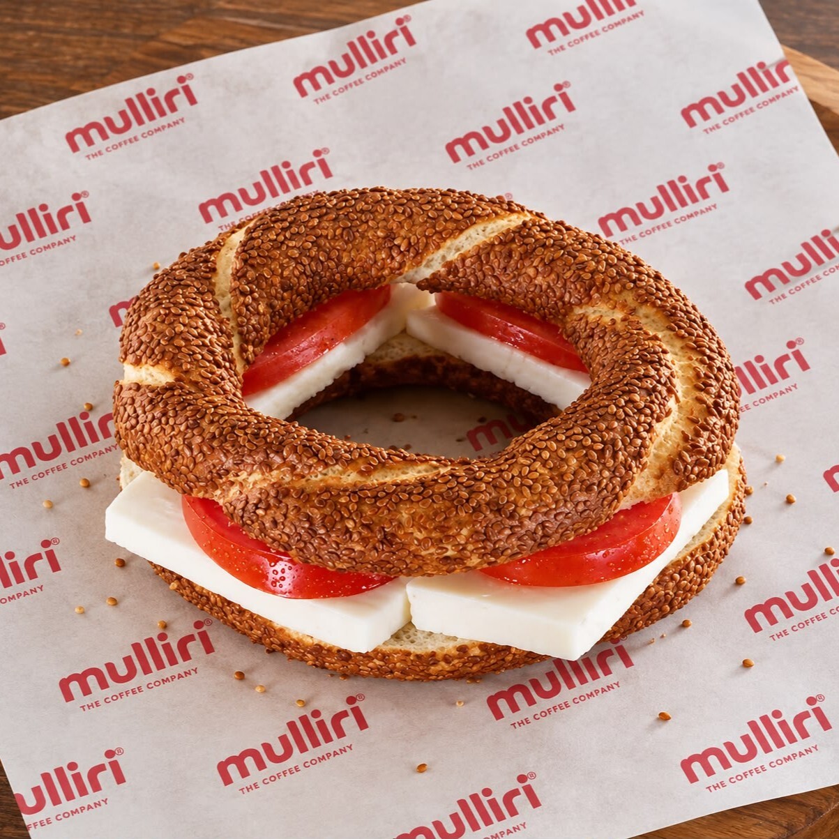 Peynirli Domatesli Simit Sandviç