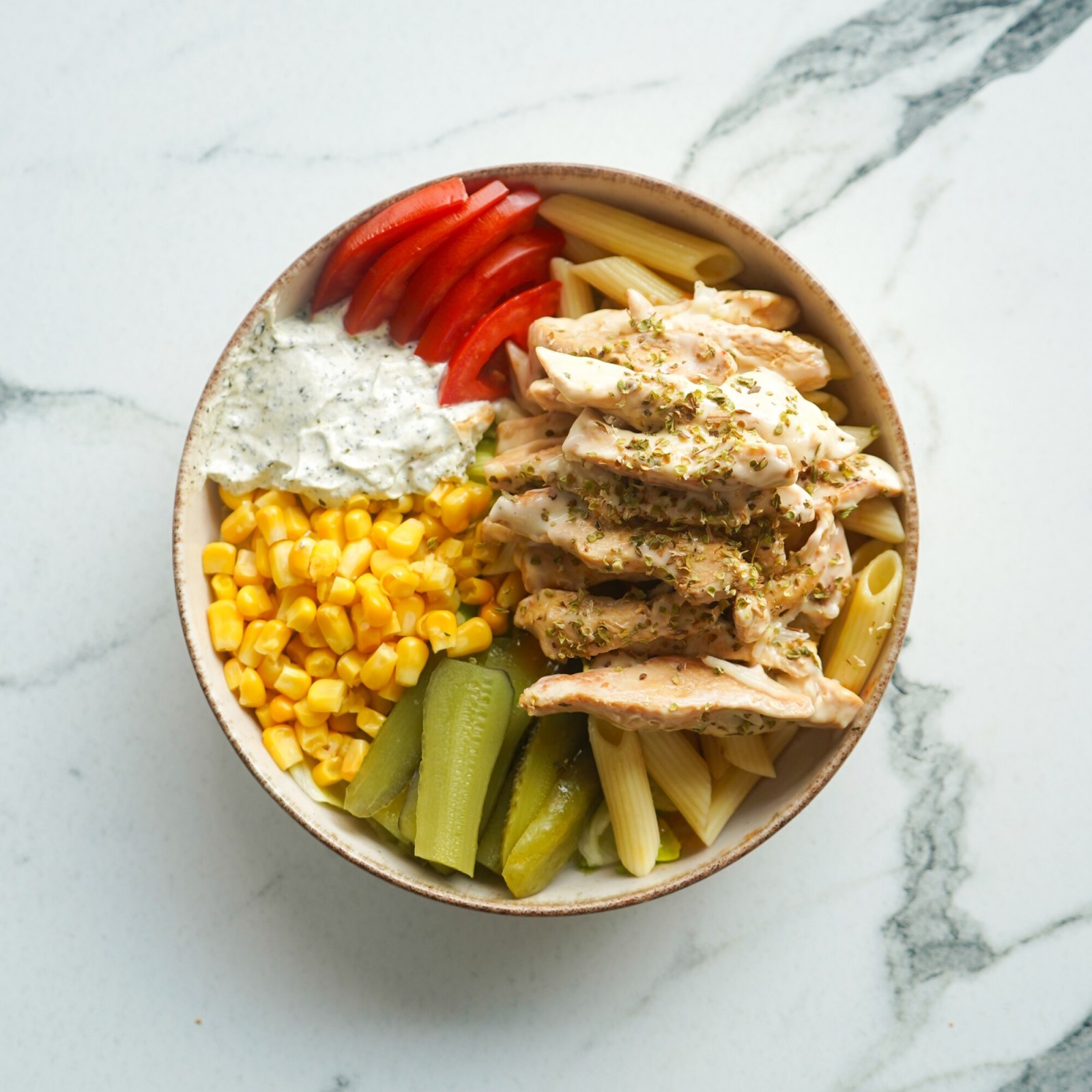 Kekik Soslu Tavuk Makarna Bowl