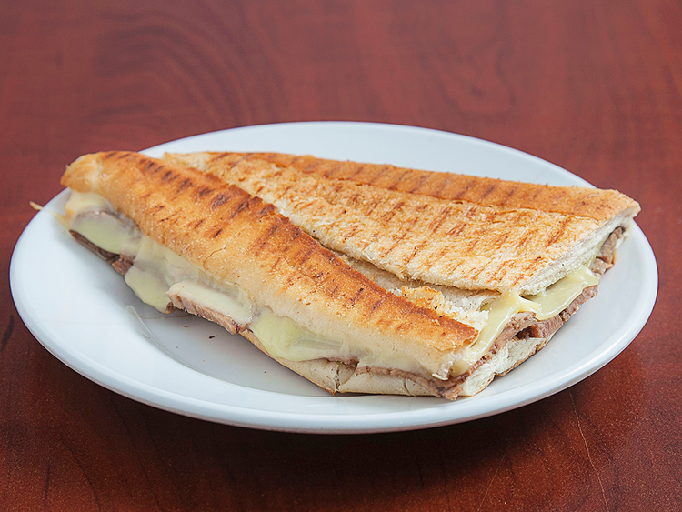 Kaşarlı Tost