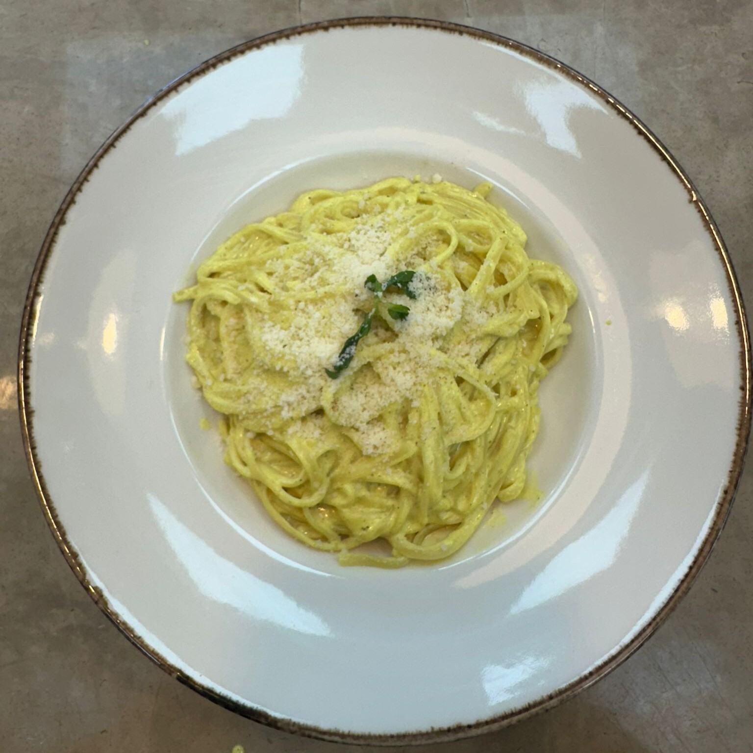 Köri Soslu, Parmesan Peynirli Makarna