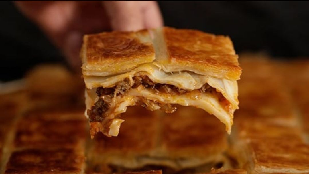 Kıymalı börek 300 gr