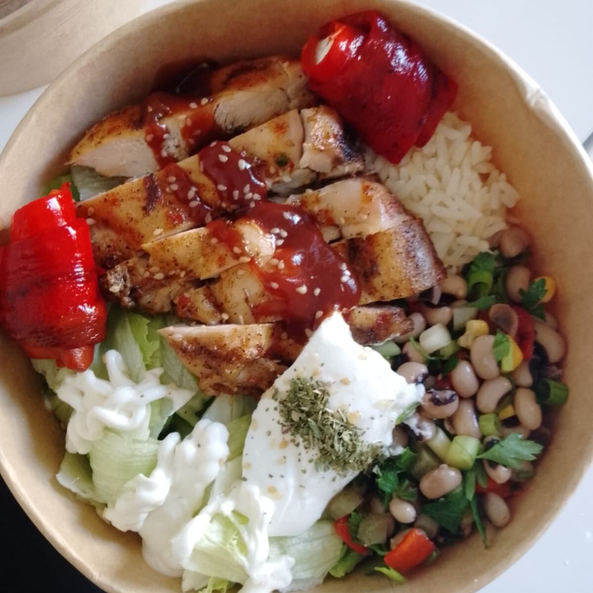 Izgara Tavuklu Bowl