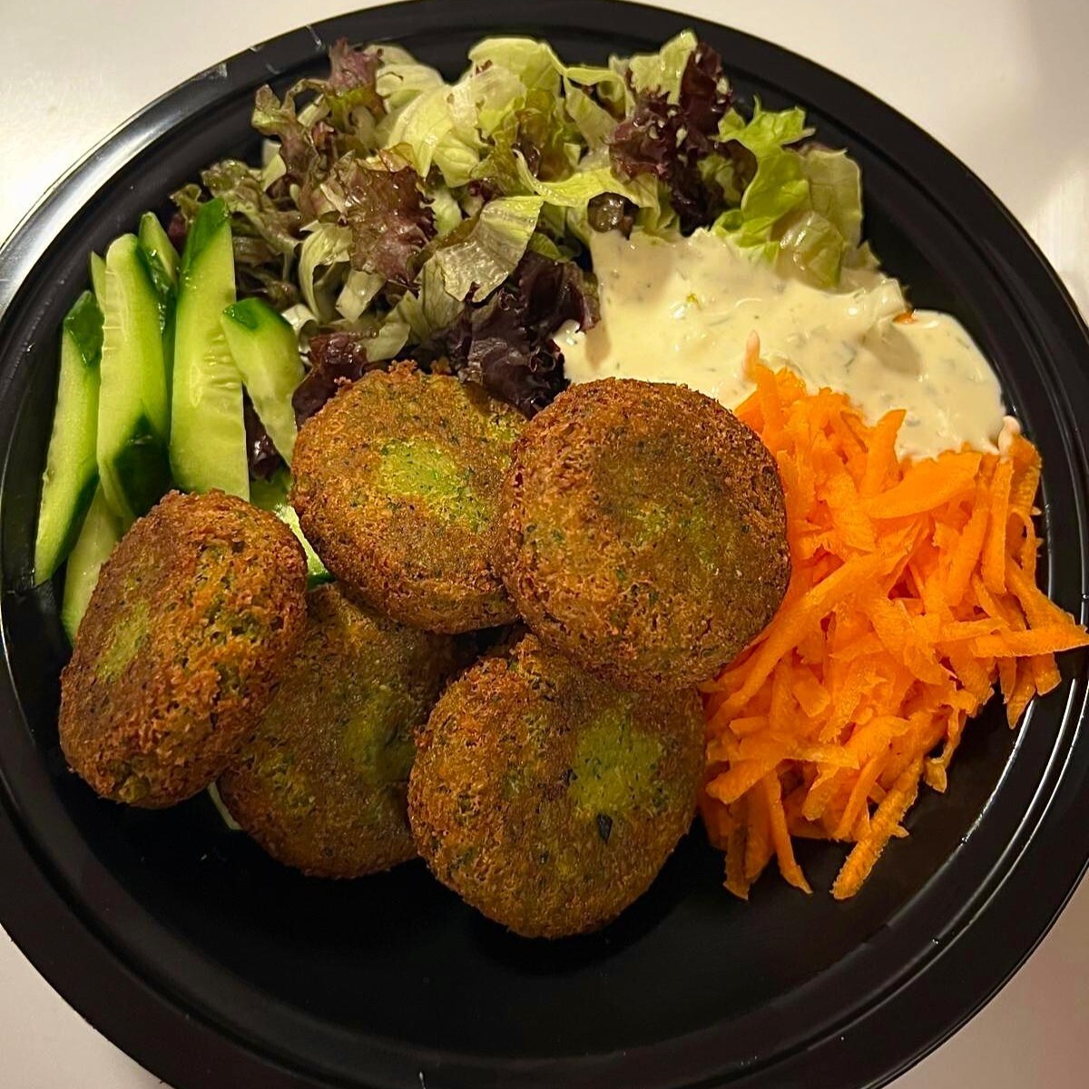 Kara Buğdaylı Falafel Bowl