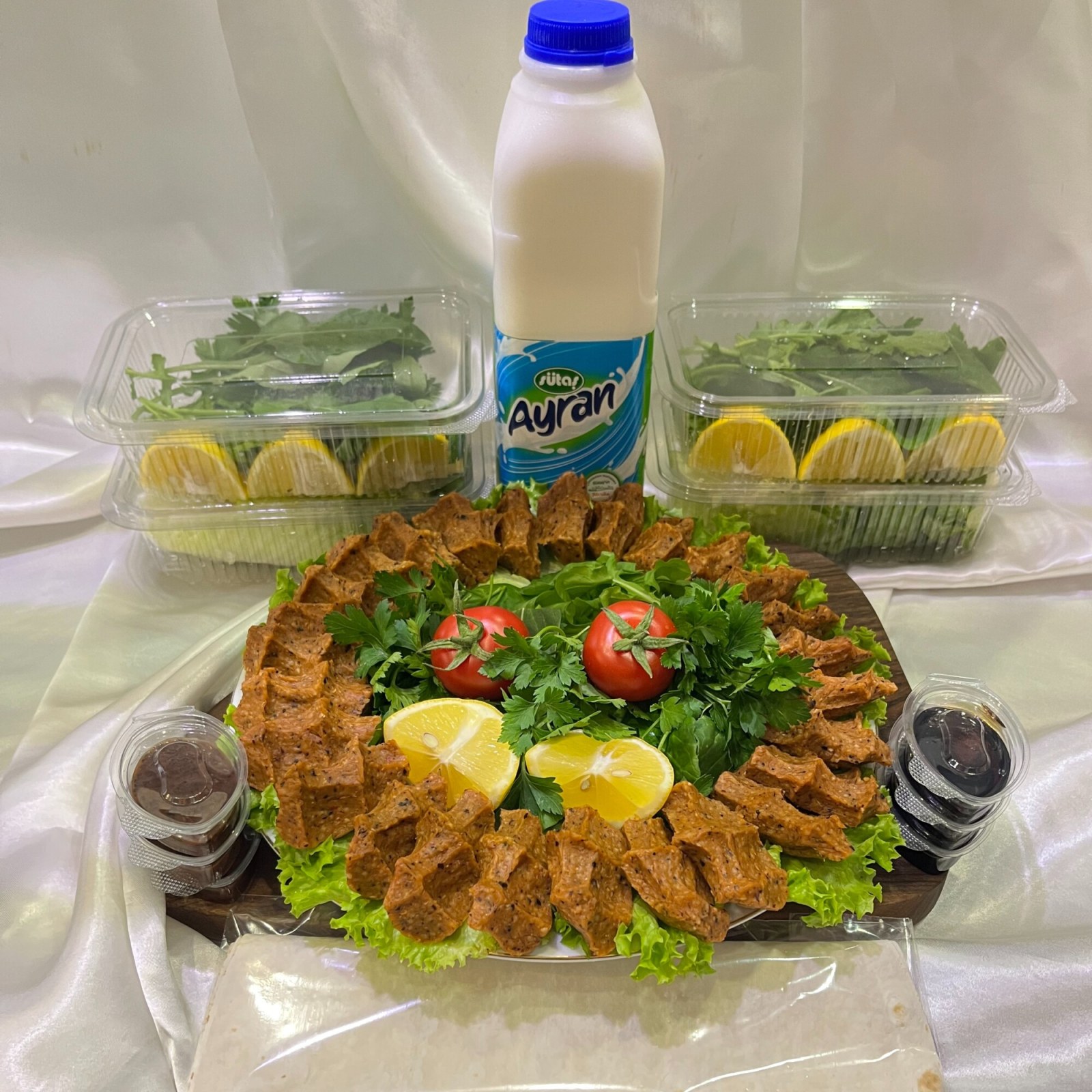 ZİRVE Çiğ Köfte (500 g) (1 lt ayran ) ile
