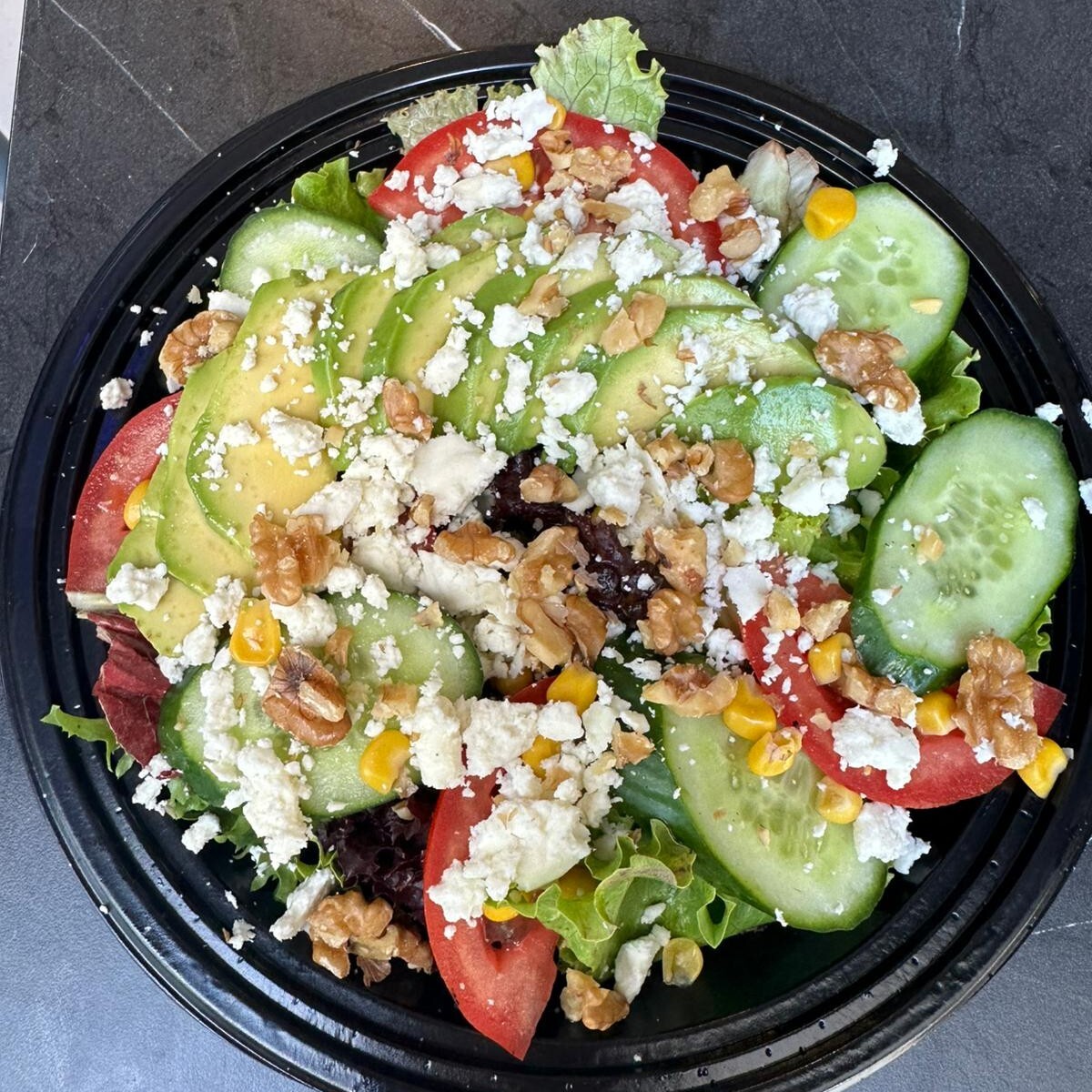 Avokado Tulum Peynirli Salata