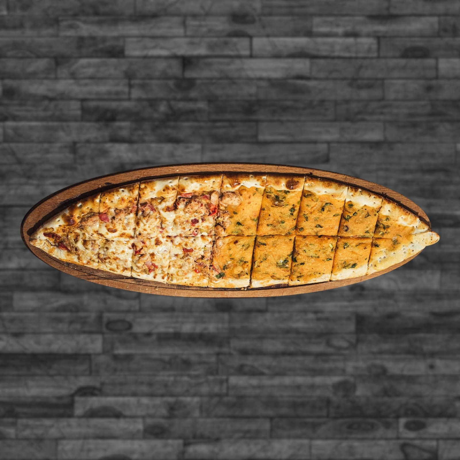 Yarısı Tavuklu Yarısı Patatesli Pide
