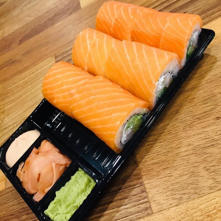 King Canadian Roll (12 Pcs.)