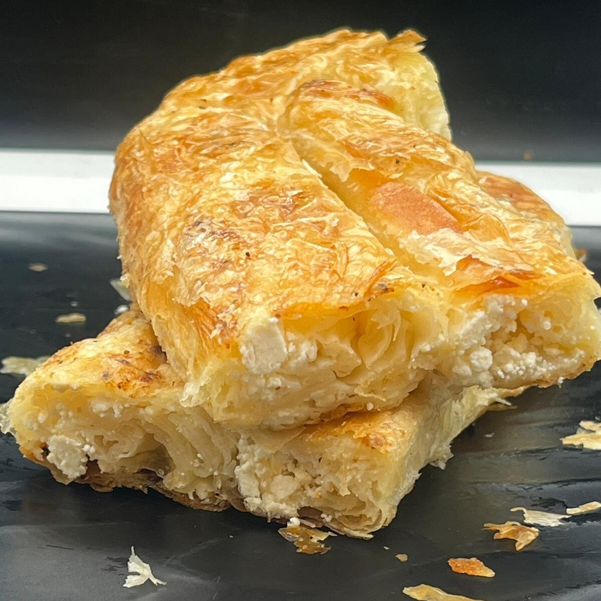 Peynirli Kol Böreği (500 Gram)