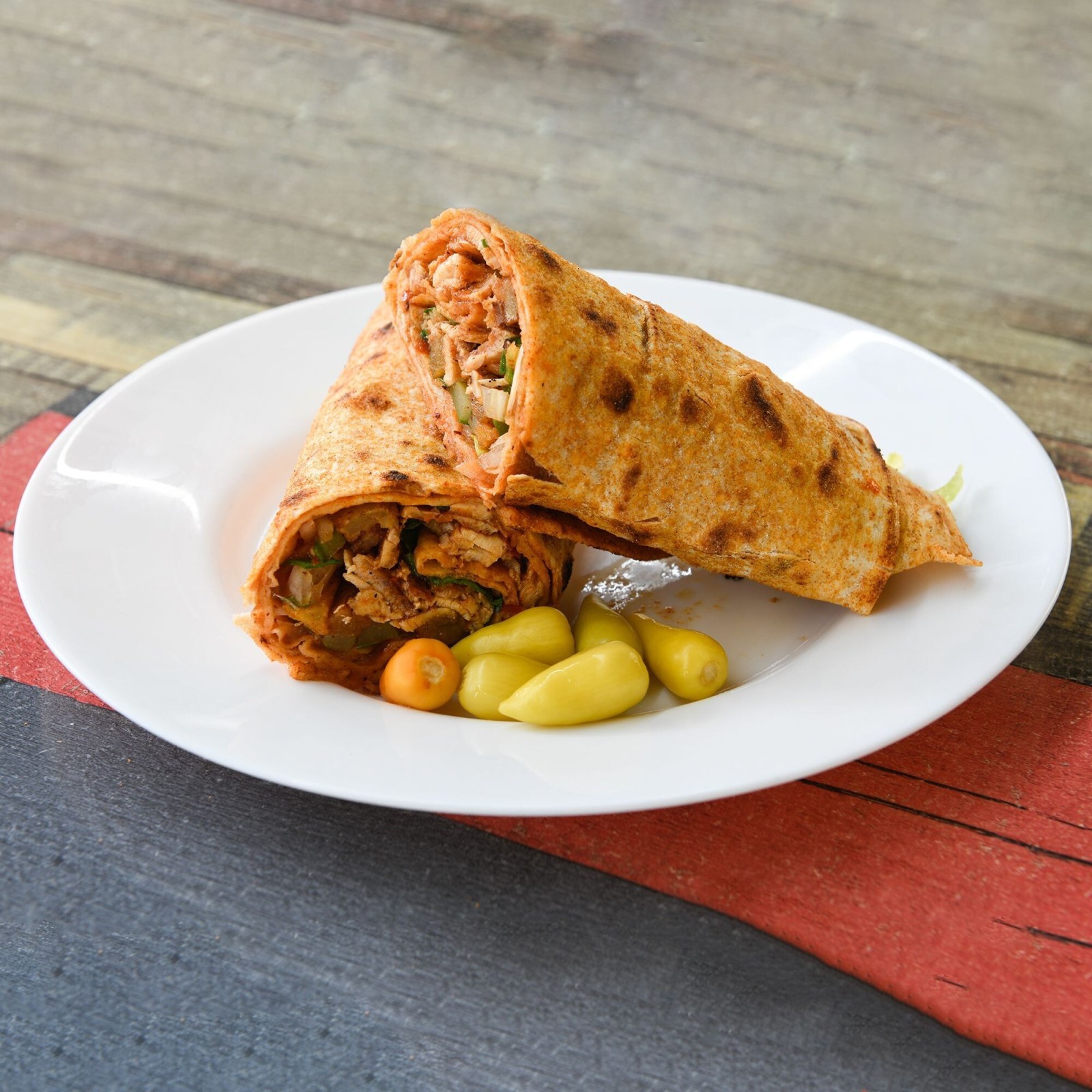 Hatay Usulü Kaşarlı Tavuk Döner Dürüm