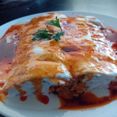 Yoğurtlu Soslu Biftek Et Tantuni
