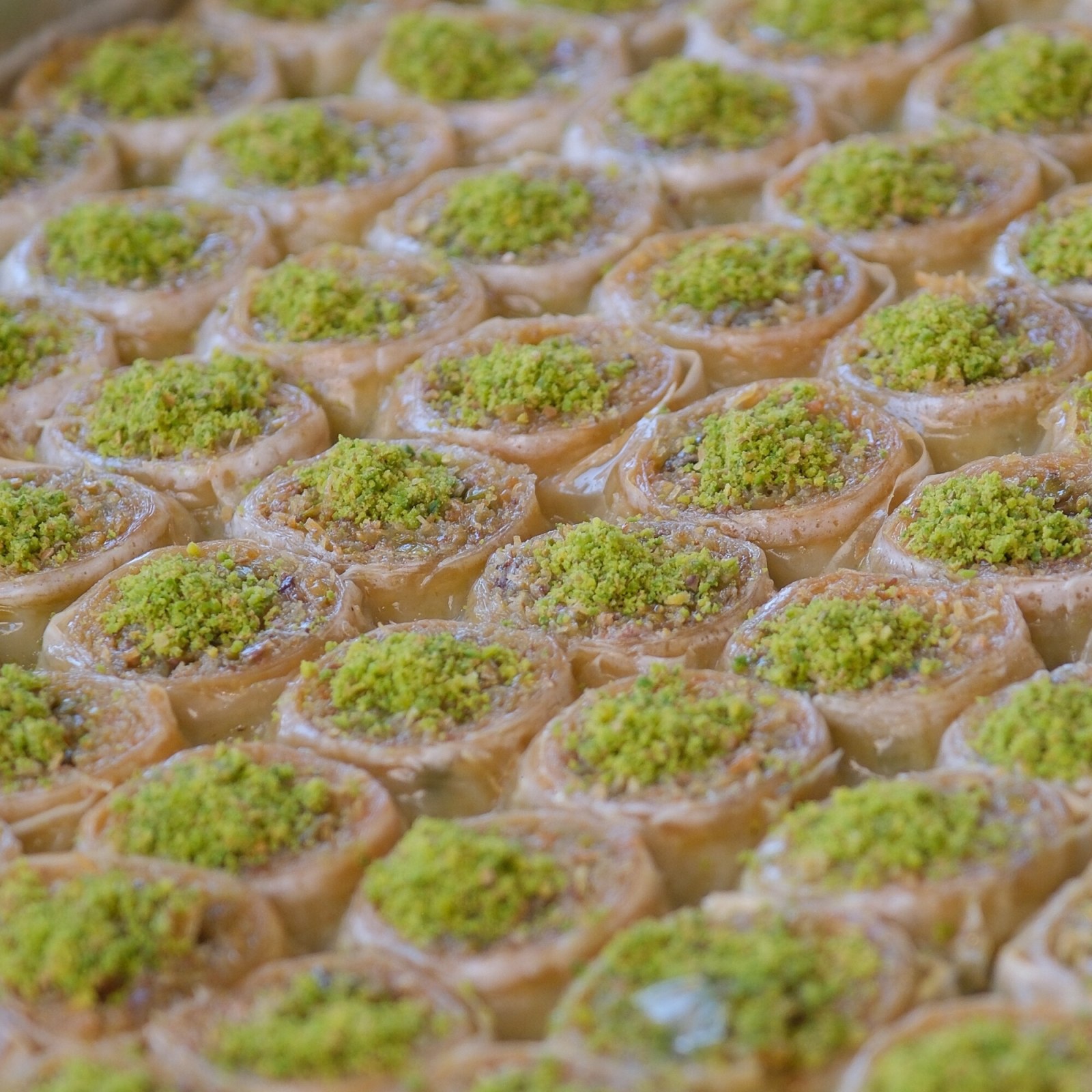 Fıstıklı Sütlü Kadayıf (500 Gr)