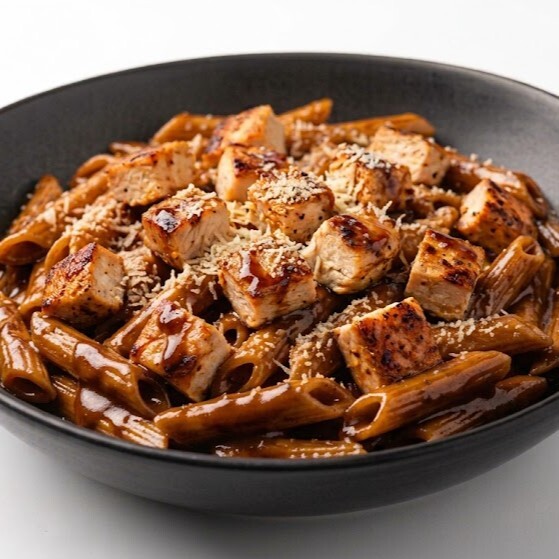 Acılı Tavuklu Penne