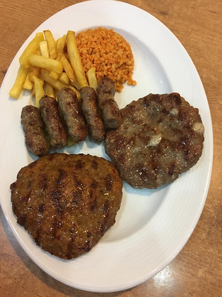 Karışık Köfte