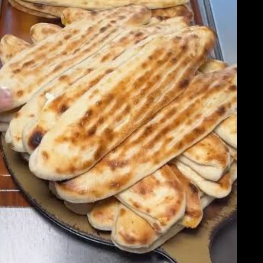 Peynirli Pide