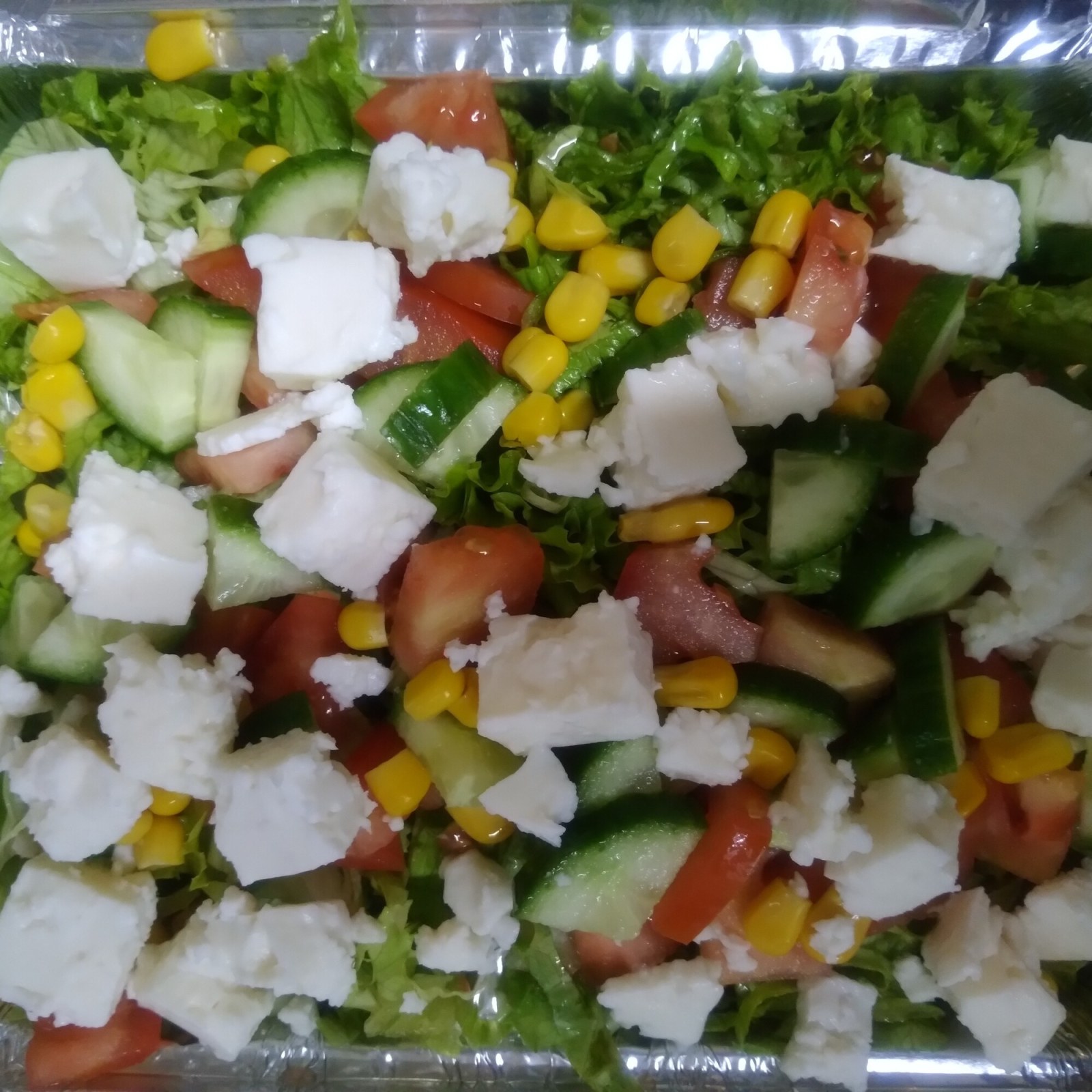 Peynirli Salata