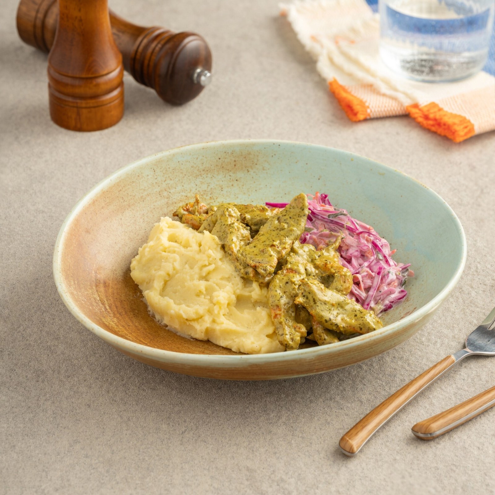 Pesto Soslu Tavuk