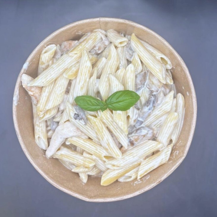 Kremalı Mantarlı Tavuklu Penne