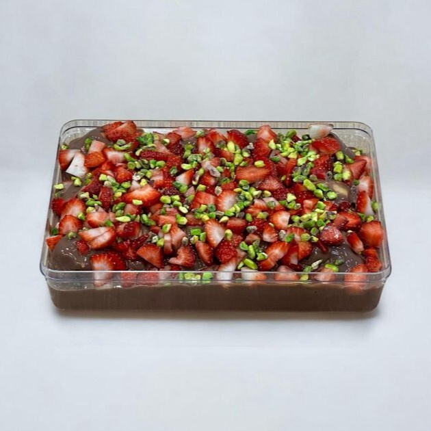 Sütlü Çilekli & Fıstıklı (1 Kg.)