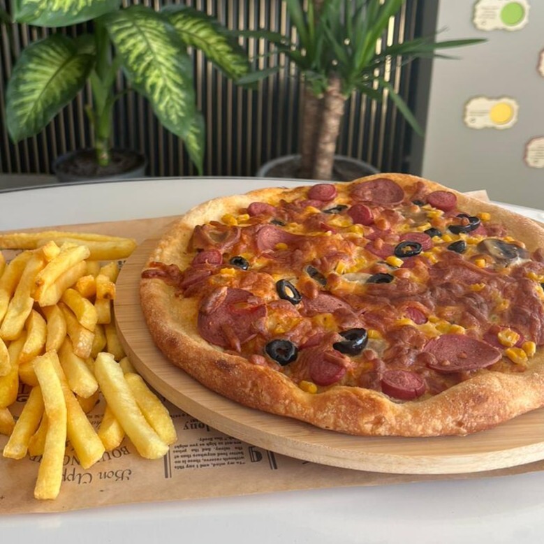 Karışık Kasap Pizza (Büyük Boy) (30 cm)