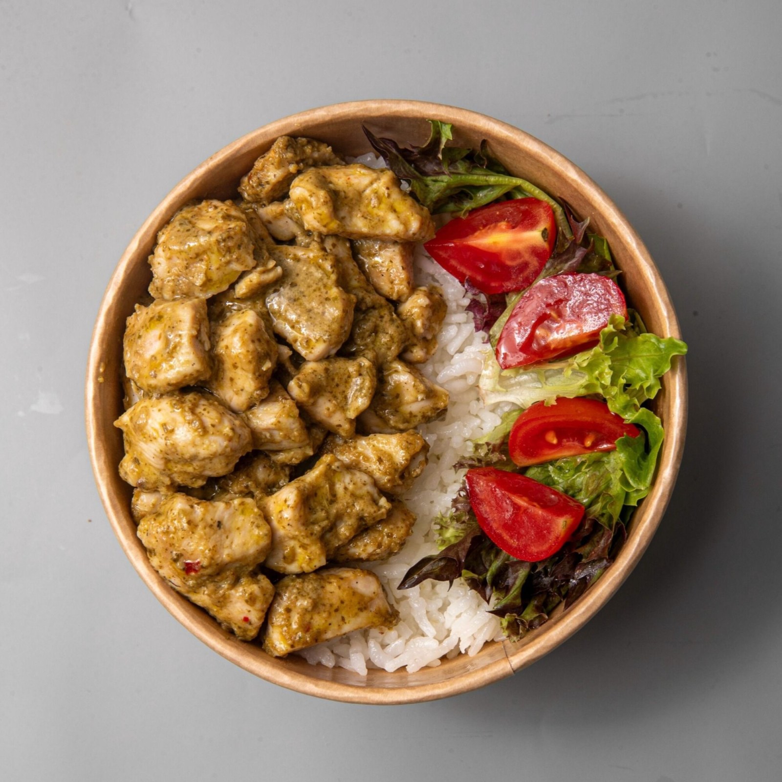 Pesto Soslu Tavuklu Pilav Bowl (Büyük Kase)