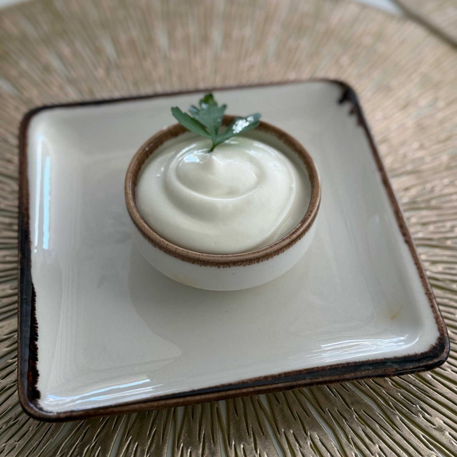 Sarımsaklı Yoğurt (300 gr)