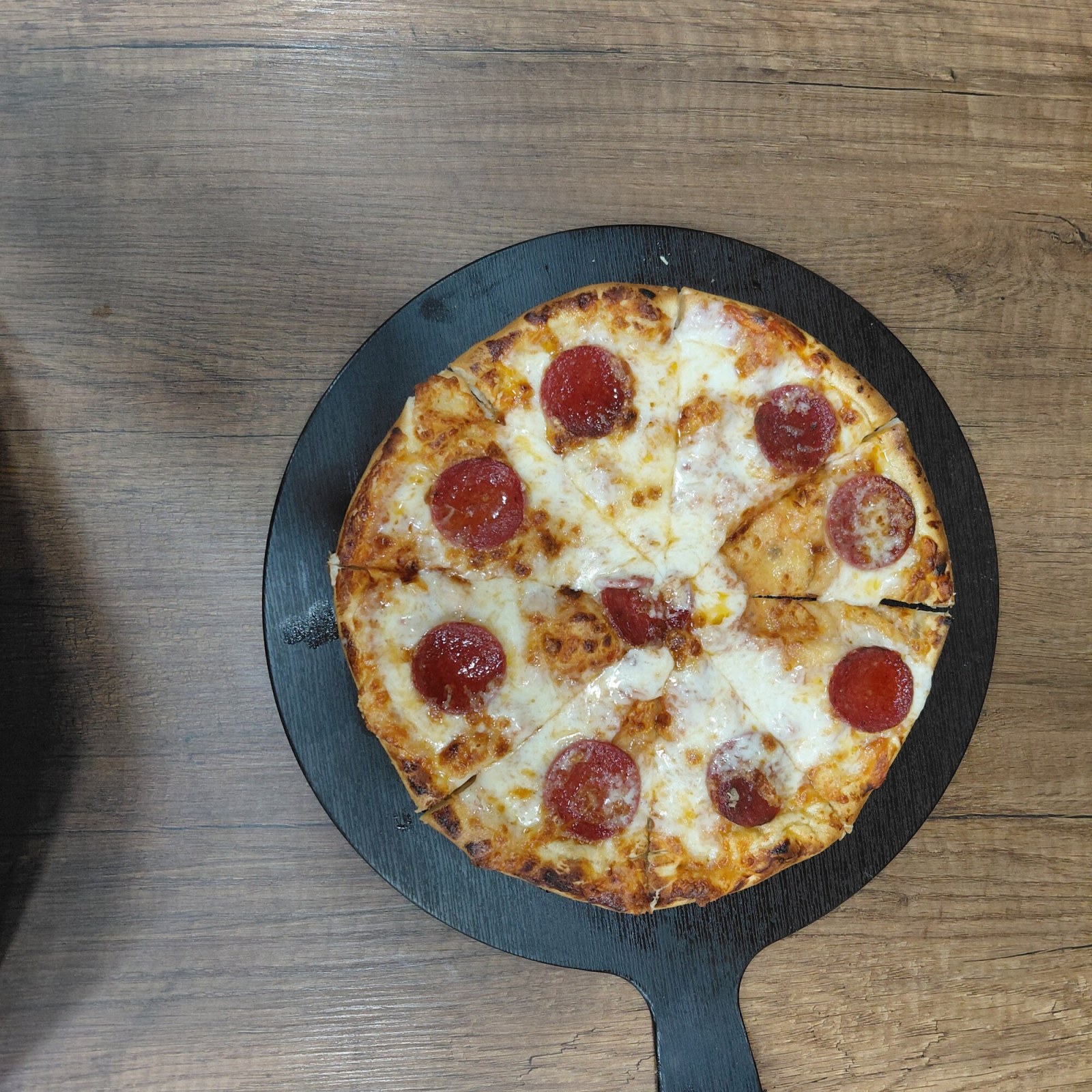 Sucuklu Pizza (Orta Boy)