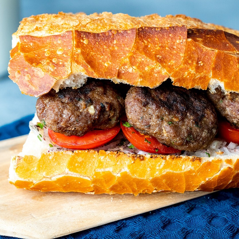 Ekmek Arası Izgara Köfte