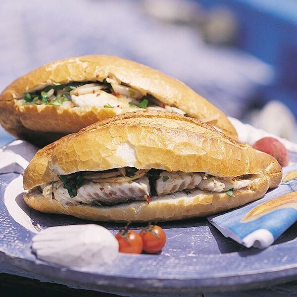 Ekmek Arası Balık Kokoreç