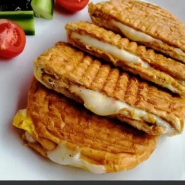Yumurtalı Kumru Sandviç