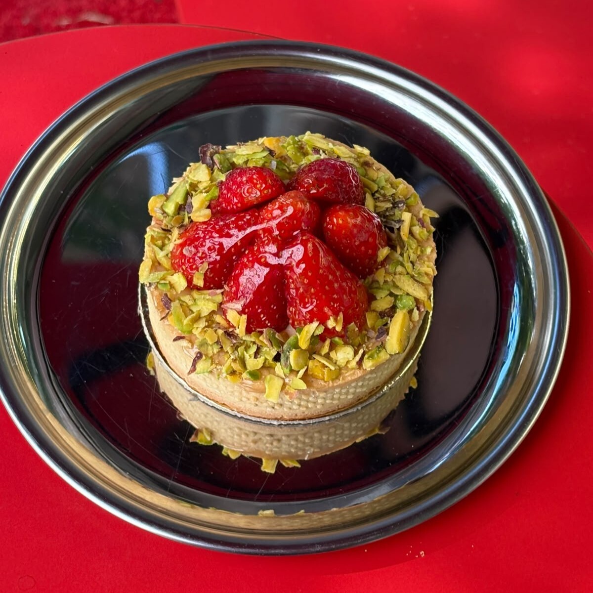 Çilekli & Antep Fıstıklı Tart
