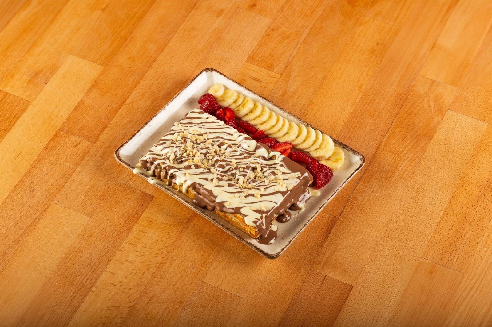 KLASİK WAFFLE (%100 GERÇEK ÇİKOLATALI)