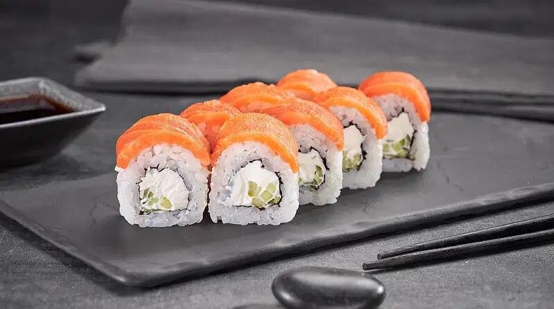 Crazy Philadelphia Roll (8 pcs)