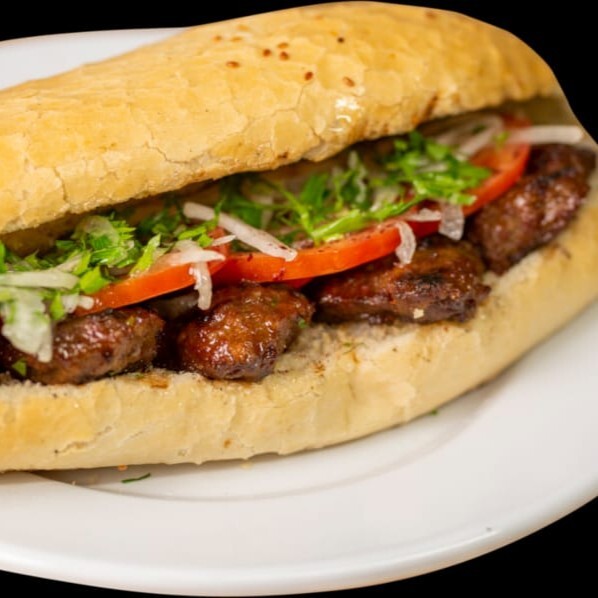 sandviç ekmek arasi köfte