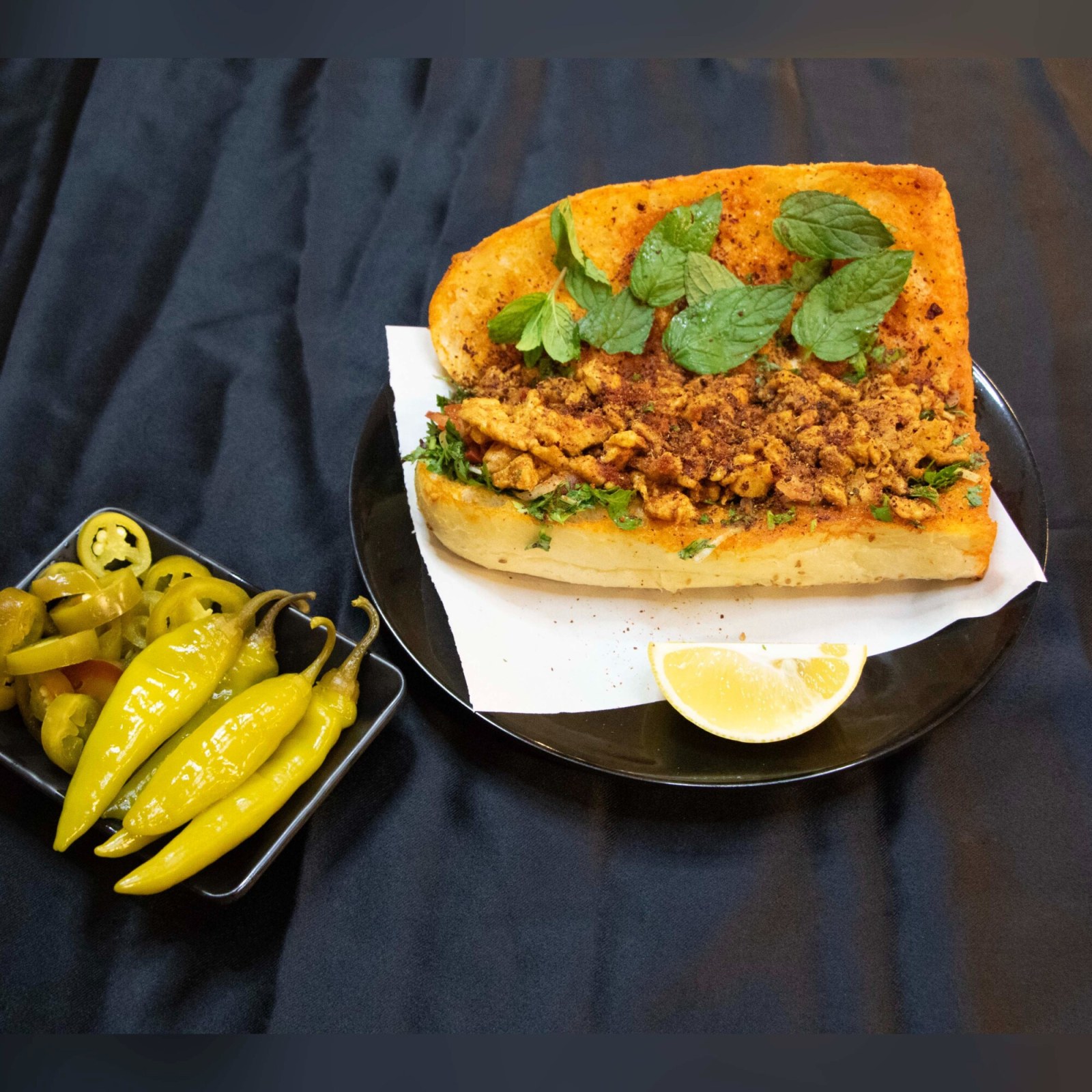 Ekmek Arası Tavuk Tantuni