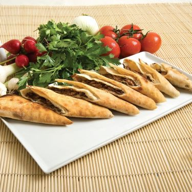 Kavurmalı Pide (Kapalı)