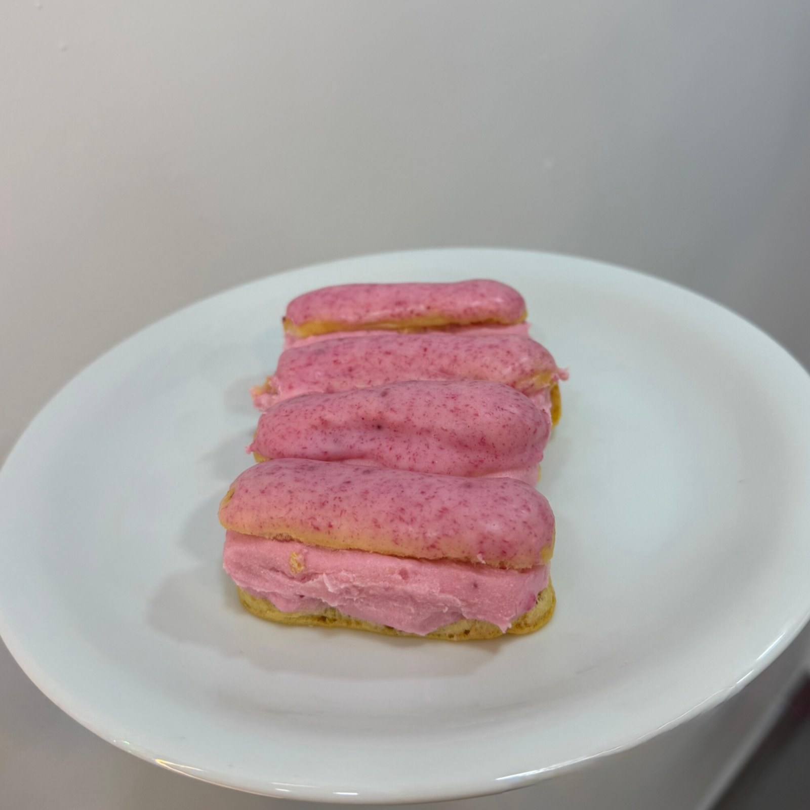 Frambuazlı Ekler (1 kg)