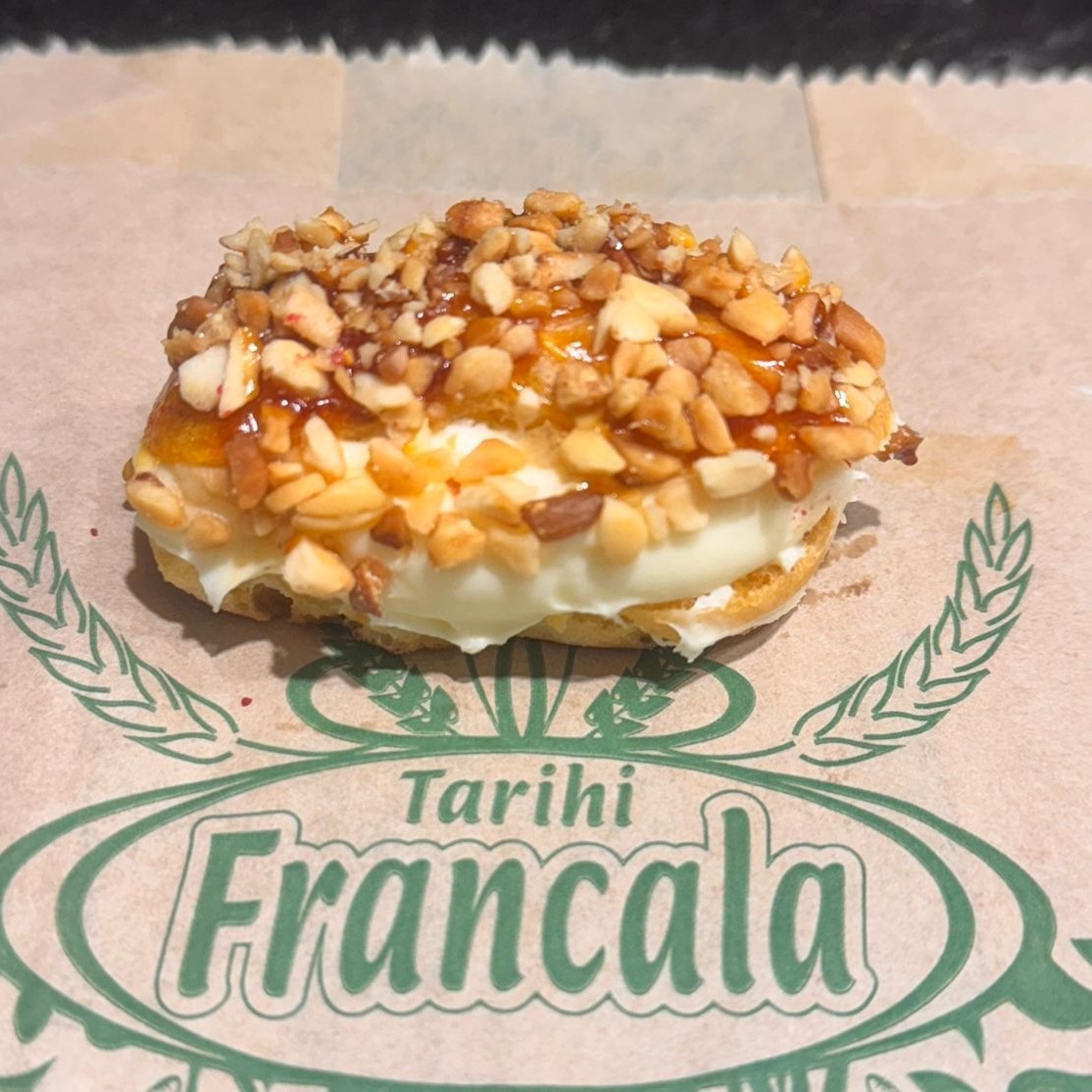 Fındık Karamelli Ekler 250 Gr