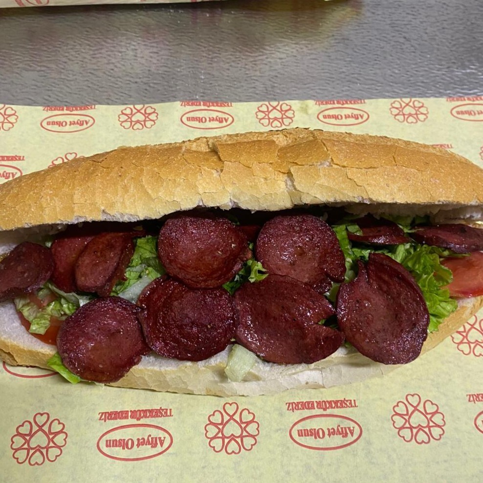 Sucuk Ekmek