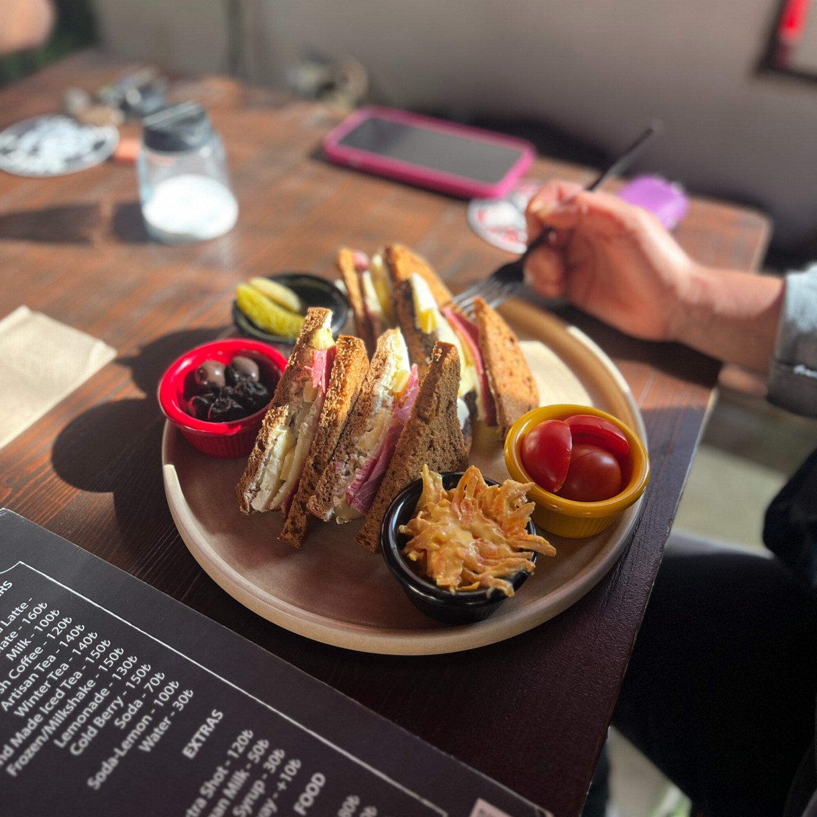 Glütensiz Avokadolu Vegan Sandviç