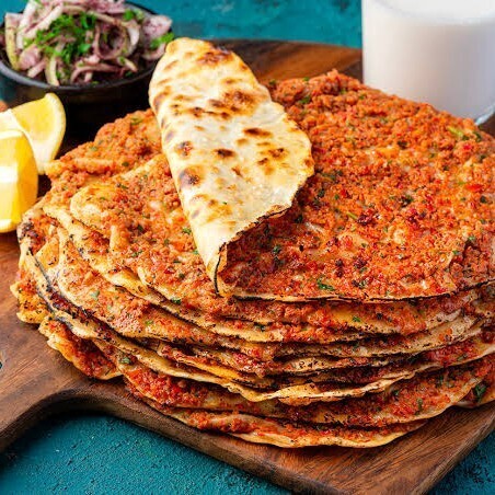 20 Lahmacun Aile Menü( odun ateşinde )