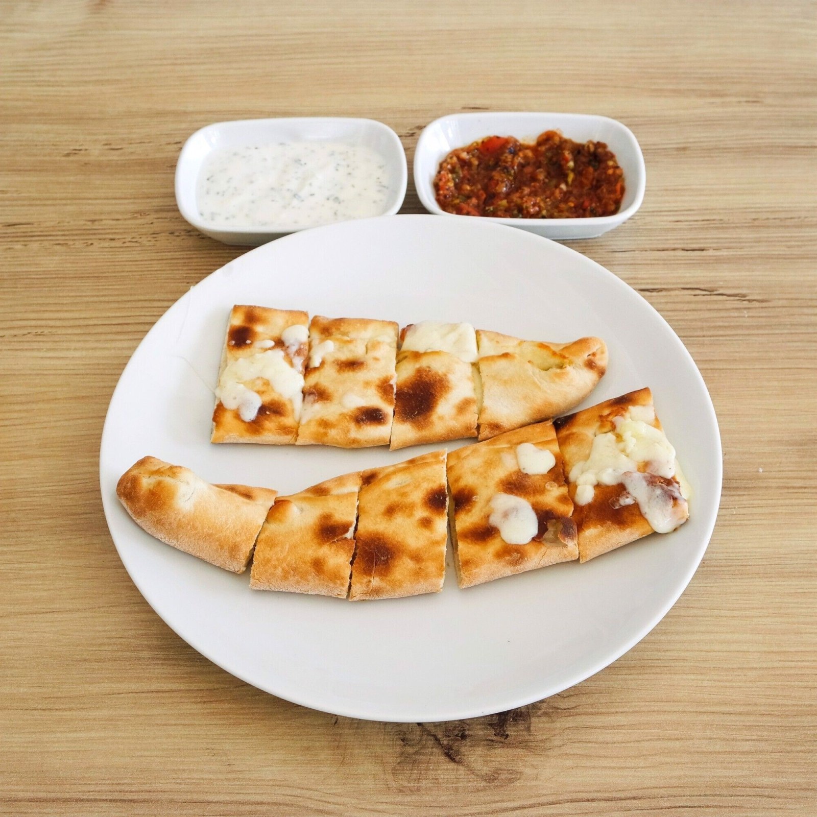 Kaşarlı Pide